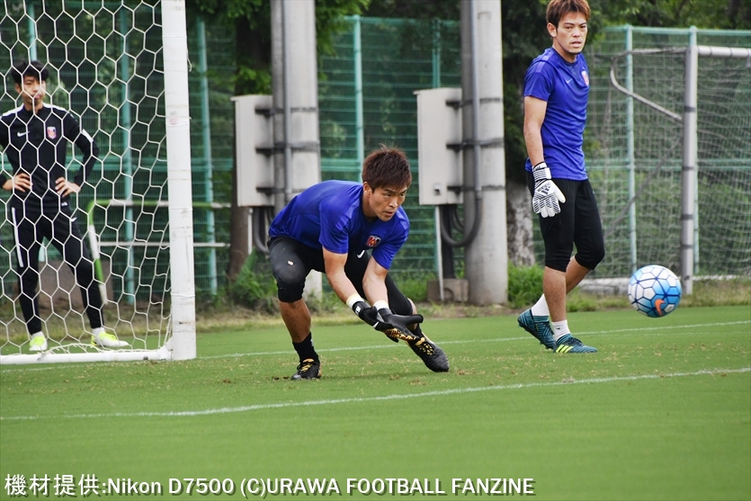 去り行く夏の惜しみながら Gkの試練の夏を思う 河合貴子のレッズ魂ここにあり 浦和フットボール通信 サッカー フリーペーパー さいたま市