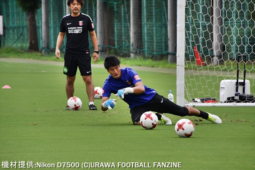 去り行く夏の惜しみながら Gkの試練の夏を思う 河合貴子のレッズ魂ここにあり 浦和フットボール通信 サッカー フリーペーパー さいたま市